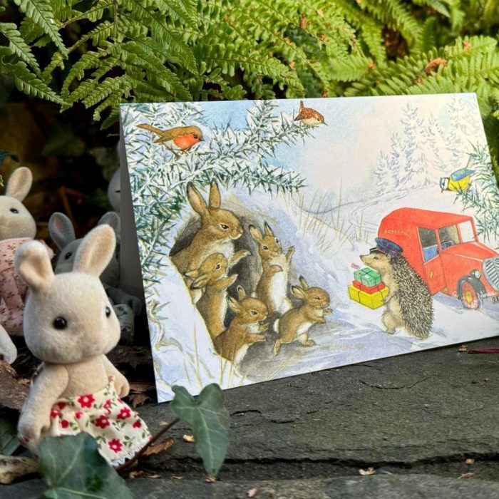 The Porch Fairies
Molly Brett Christmas Hedgehog Postman Pack of 8 Christmas Cards