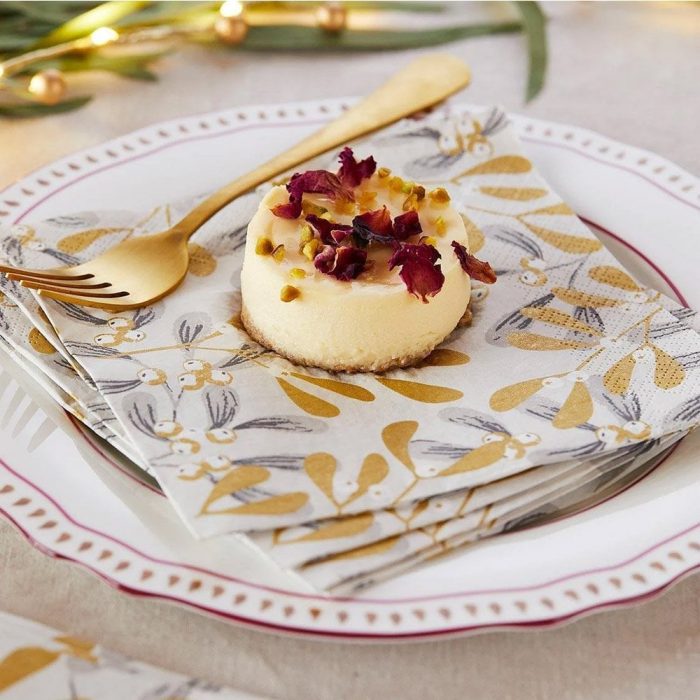 Talking Tables
Gold Mistletoe Paper Napkins