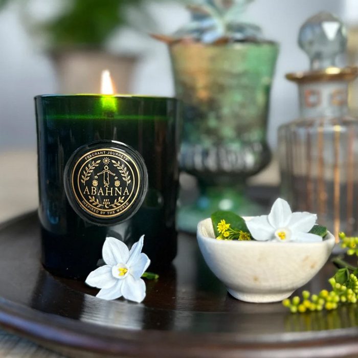 Abahna
White Grapefruit & May Chang Natural Wax Candle