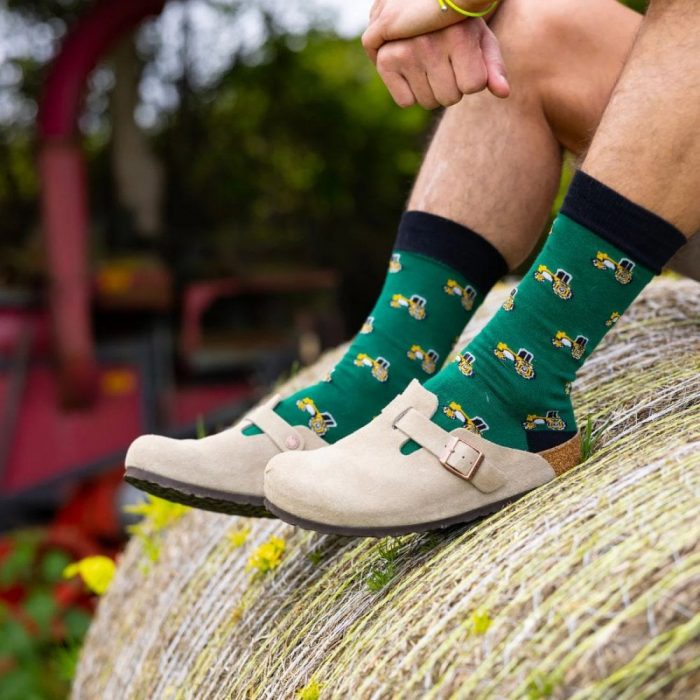 Swole Panda
Men's Tractor Bamboo Socks
