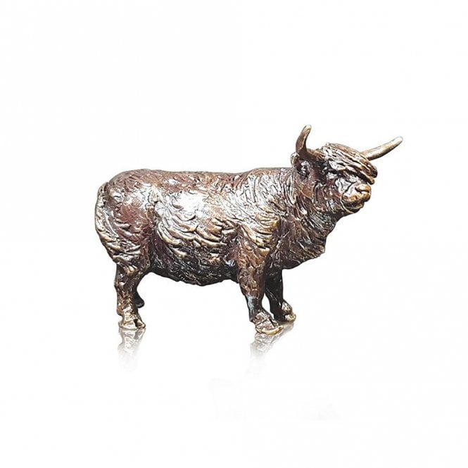 Butler & Peach Miniature Bronze Highland Cow