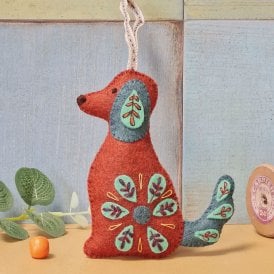 Folk Embroidered Dog Felt Mini Craft Kit