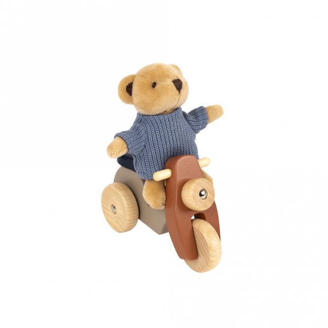 Egmont Alexis The Bear of a Vespa