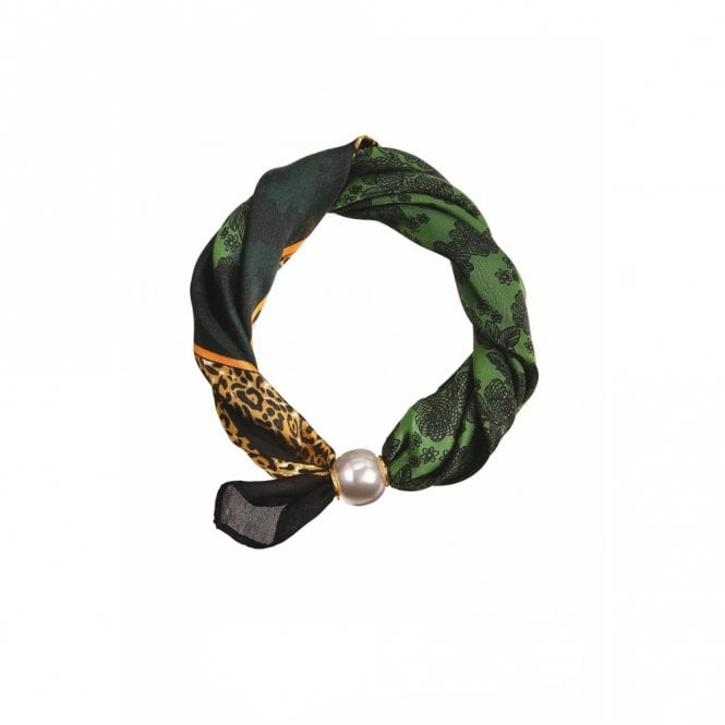 Hot Tomato Emerald Satsuma Cat Pearl Neckerchief