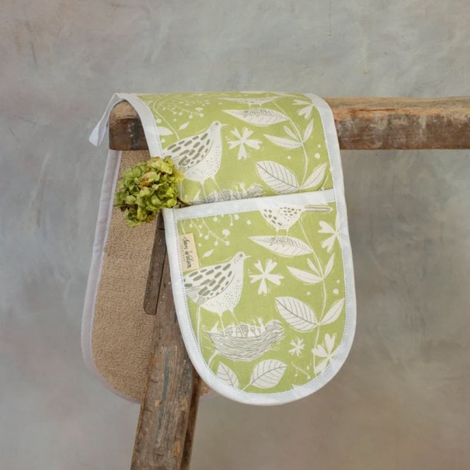 Sam Wilson Studio Hedgerow Oven Gloves